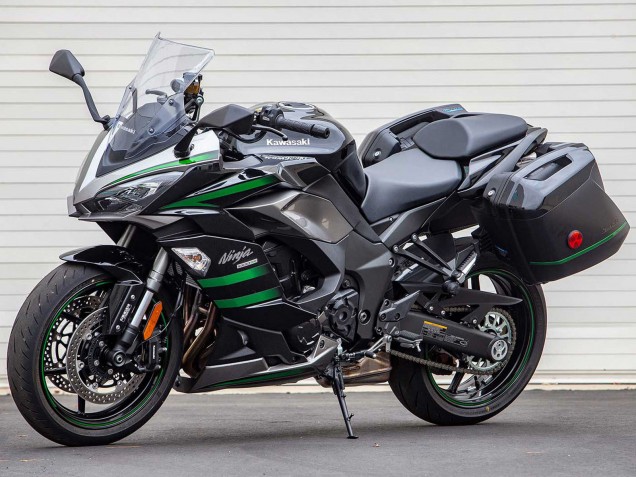 Carenados Moto Kawasaki Z1000SX 2020-2025 - Negro Verde Línea Ninja