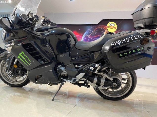 Carenados Moto Kawasaki GTR1400/ZG1400 2007-2009 - Negro Monstruo