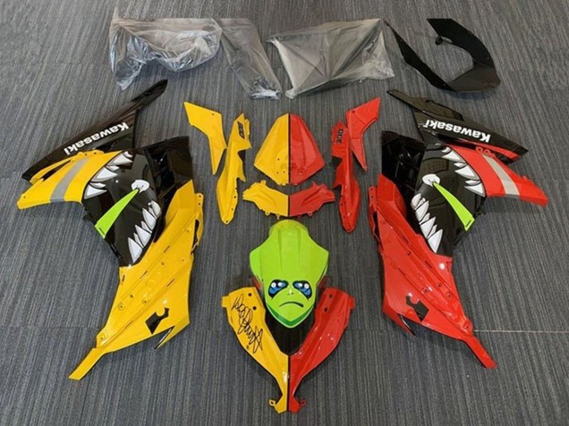 Carenados Moto Kawasaki EX300 2013-2024 - Amarillo Rojo Verde Tiburón