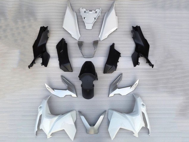Carenados Moto Honda ADV160 2022-2024 - Blanco Plata Negro