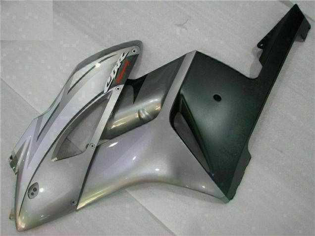 Plata Carenado Honda CBR 1000 RR 04-05 Plata Carenado Honda CBR 1000 RR 04-05